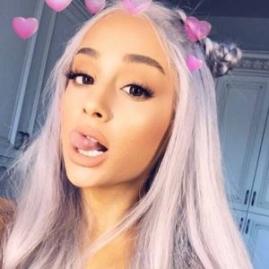 Meet your Posher, Logan